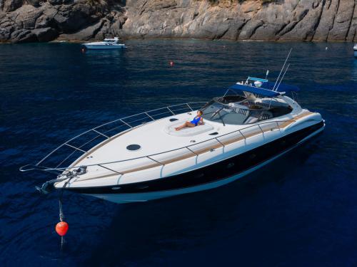 Motor yacht Sunseeker Predator 60 for rent in Portofino
