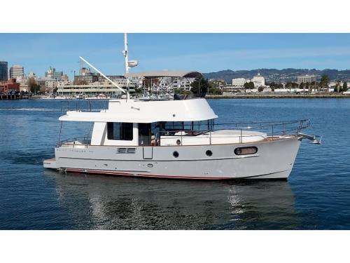 Motoryacht Swift Trawler 44 Yachtcharter in Göcek