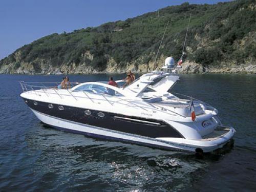 Motorboat Targa 52 GT available for charter in Marina Mandalina