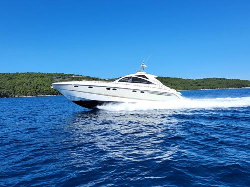 Motorboat Targa 52 GT available for charter in Sibenik