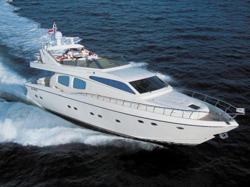 Motoryacht Technema 65 Yachtcharter in Marina di Pozzuoli