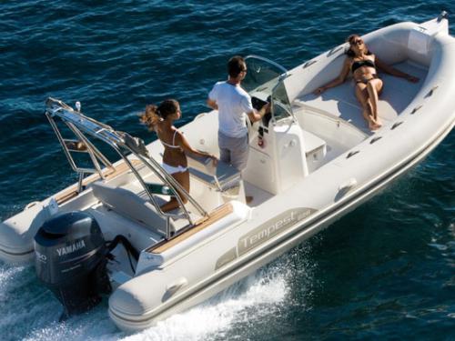 Motorboat Tempest 626 available for charter in Lagos