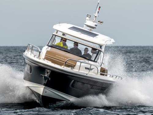 Motor yacht Tender 11 for charter in Sukosan Bibinje