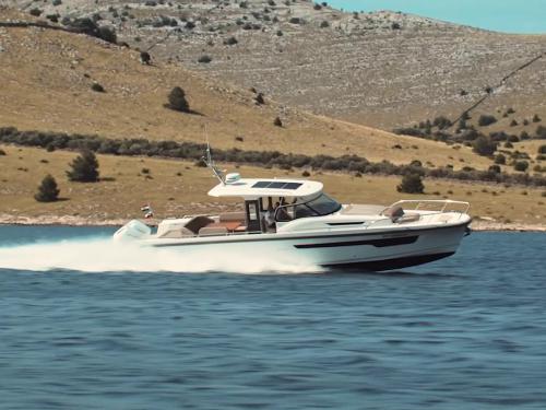 Motor yacht Tender 11 for charter in Sukosan Bibinje