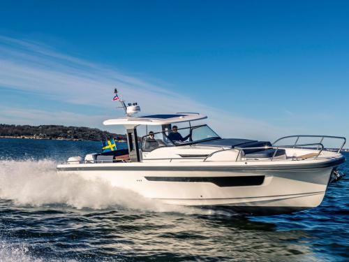 Yacht Tender 11 available for charter in Port Annapolis Marina