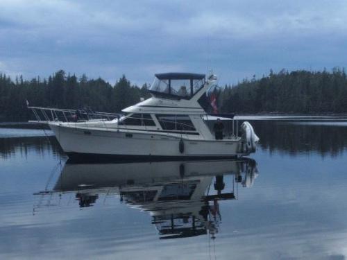 Motorboot Tollycraft 34 Yachtcharter in Nanaimo