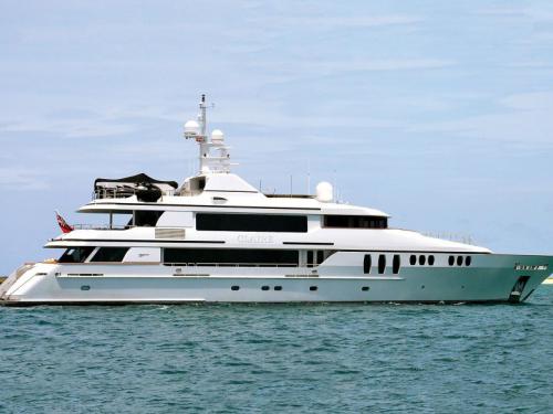 Motoryacht Trinity T023 Yachtcharter in Miami Beach Marina Motoryacht Trinity T023 Yachtcharter in Miami Beach Marina