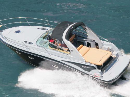 Motorboot Viper 303 Open chartern in Marina Veruda