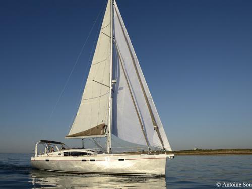 Sailing yacht Allure 45 for hire in Trogir