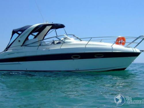 Motorboat Bavaria 27 Sport for charter in Marina Punat