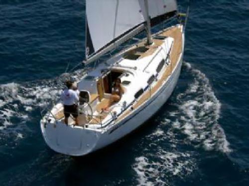 Segelyacht Bavaria 30 Yachtcharter in Marina Ockero