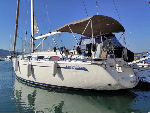 Segelyacht Bavaria 30 Cruiser Yachtcharter in Palairos