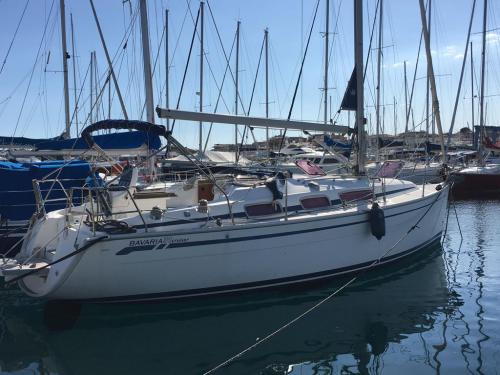 Yacht Bavaria 31 Cruiser Yachtcharter in Messina