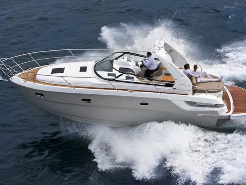 Motor yacht Bavaria 31 Sport available for charter in Marina Punat