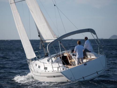 Yacht Bavaria 32 Cruiser for hire in Pula