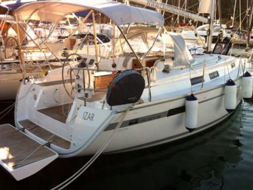 Segelyacht Bavaria 32 Cruiser Yachtcharter in Marina di Portisco