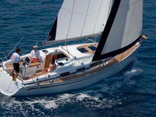 Segelyacht Bavaria 33 Cruiser chartern in Marina Punt