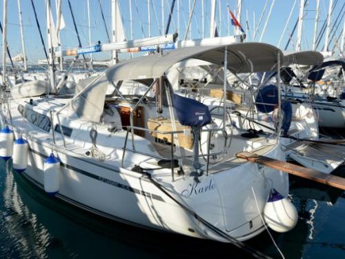 Yacht Bavaria 33 Cruiser for hire in Marina Kornati
