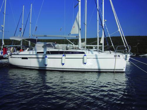 Yacht Bavaria 33 Cruiser chartern in Krk