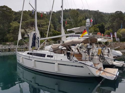 Sailing boat Bavaria 33 Cruiser for charter in Port Goecek Marina