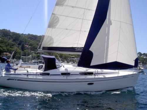 Sailing yacht Bavaria 34 available for charter in Arzal