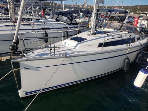 Yacht Bavaria 34 chartern in Krk