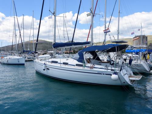 Yacht Bavaria 34 Cruiser for charter in Trogir