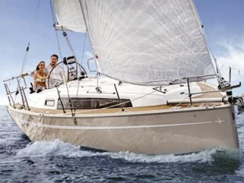 Yacht Bavaria 34 Cruiser available for charter in Marina Grossenbrode Yacht Bavaria 34 Cruiser available for charter in Marina Grossenbrode