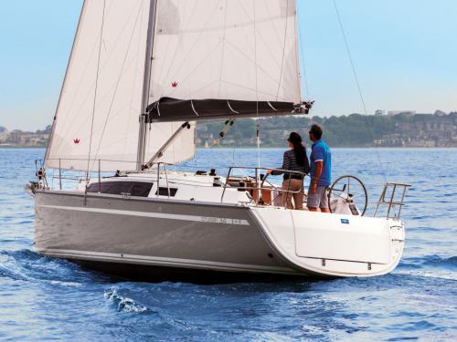 Yacht Bavaria 34 Cruiser for rent in Pula
