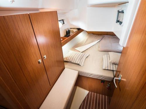 Sailing yacht Bavaria 34 Cruiser for charter in Marina Sonwik