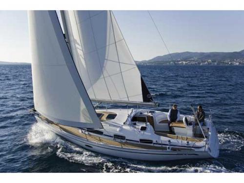 Sailing yacht Bavaria 34 Cruiser for charter in Marina di Portisco