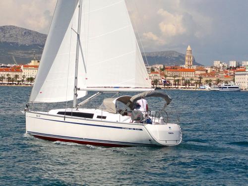 Yacht Bavaria 34 Cruiser chartern in Split