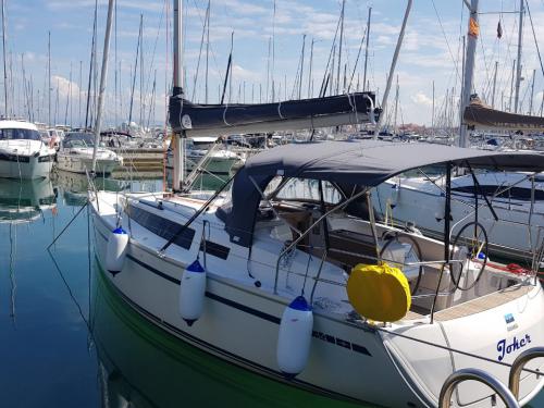 Sailing boat Bavaria 34 Cruiser for hire in Izola
