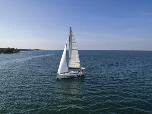 Sailboat Bavaria 35 Match available for charter in Keramoti Marina