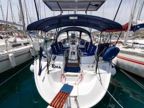 Yacht Bavaria 36 for hire in ACI Marina Trogir