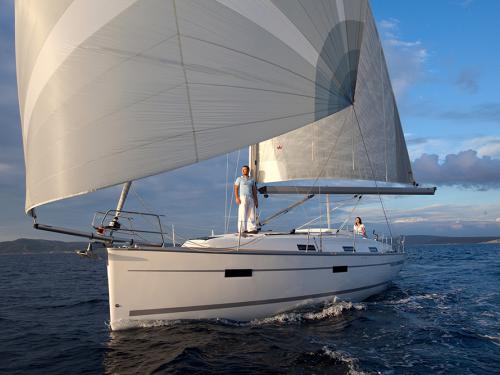 Sailing yacht Bavaria 36 Cruiser for rent in Fethiye