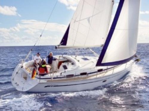 Sailing yacht Bavaria 37 for hire in Sant Antoni de Portmany