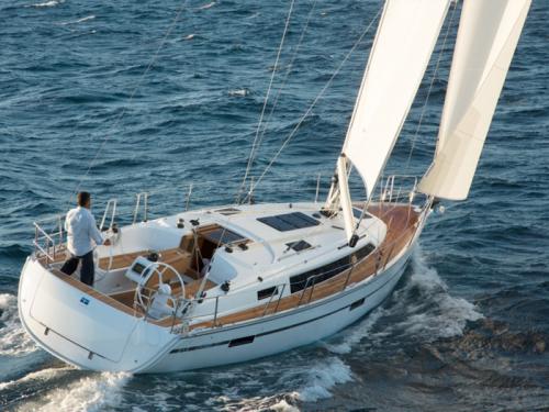 Sailing yacht Bavaria 37 for rent in Agia Effimia