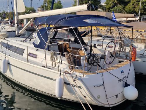 Yacht Bavaria 37 chartern in Athen