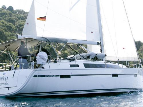Segelyacht Bavaria 37 Cruiser chartern in Marina Frapa