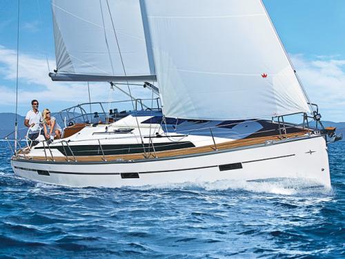 Sailing yacht Bavaria 37 Cruiser for rent in Heiligenhafen
