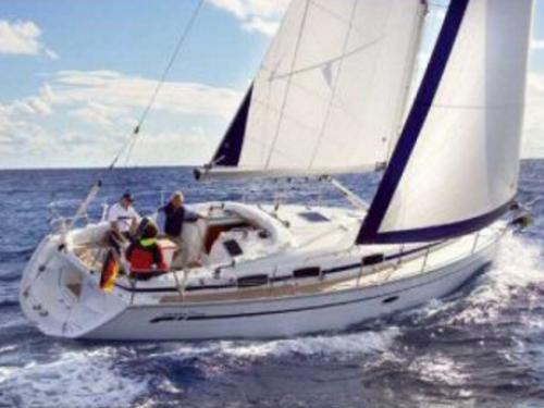 Sailing yacht Bavaria 37 Cruiser for rent in Marina Jachtwerf Maronier
