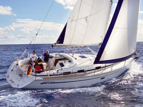 Sailboat Bavaria 37 Cruiser for rent in San Vincenzo