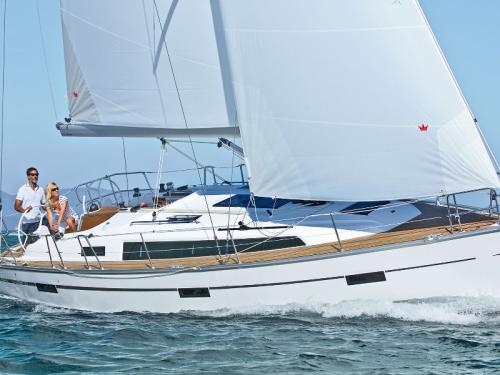Segelboot Bavaria 37 Cruiser Yachtcharter in Marina di Portisco