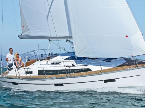 Sailing yacht Bavaria 37 Cruiser for hire in Achillio Marina