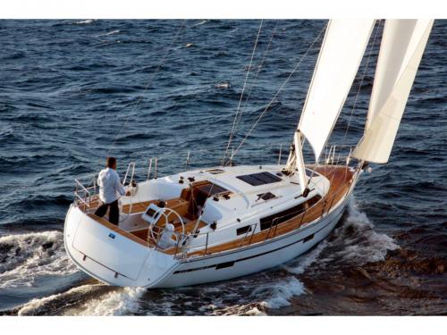 Segelyacht Bavaria 37 Cruiser chartern in Marina Frapa
