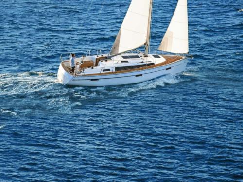 Yacht Bavaria 37 Cruiser Yachtcharter in Marina Punat