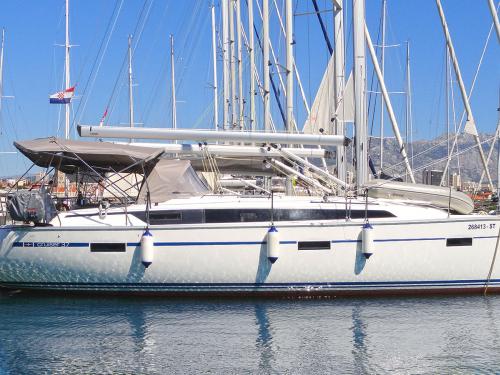 Segelyacht Bavaria 37 Cruiser chartern in Split