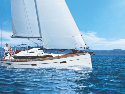 Segelyacht Bavaria 37 Cruiser Yachtcharter in Marina Sonwik