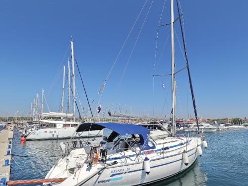 Yacht Bavaria 38 for charter in ACI Marina Split